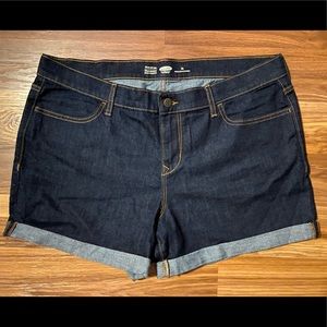 Old Navy size 14 semi-fitted jean shorts